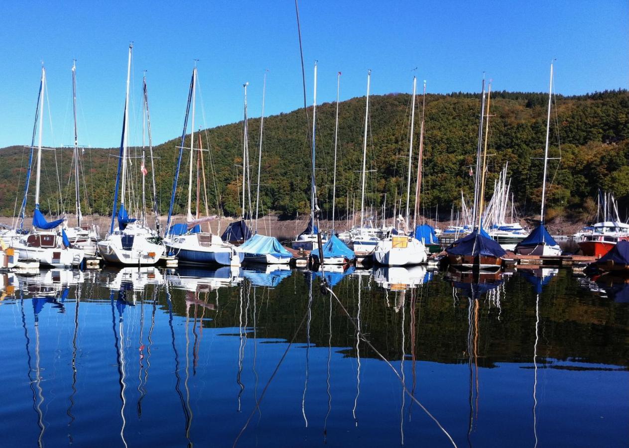 Natur Panorama Suiten Am Rursee Heimbach Kültér fotó
